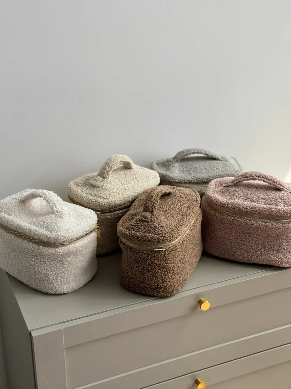 Косметичка TEDDY білого кольору СУНДУК