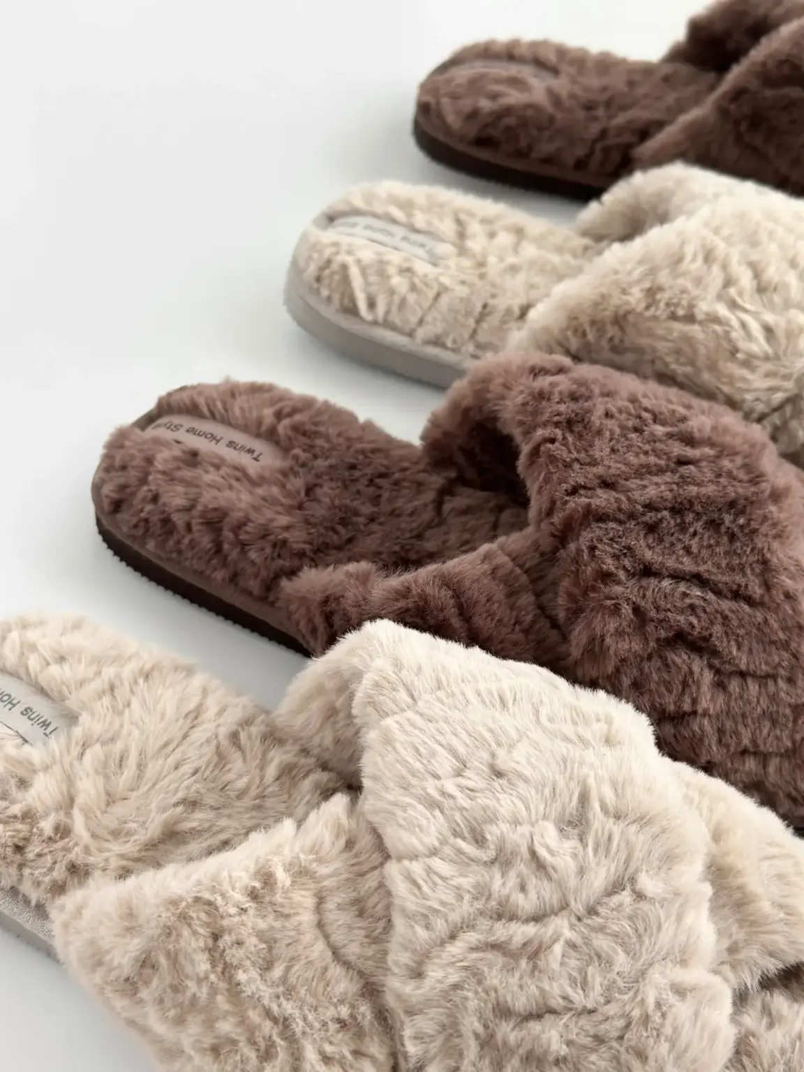 Капці домашні жіночі HS хутрянi перехрест beige (X)