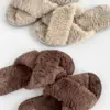 Капці домашні жіночі HS хутрянi перехрест chocolate (X)
