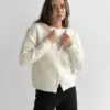Кардиган з капюшоном на ґудзиках молочний