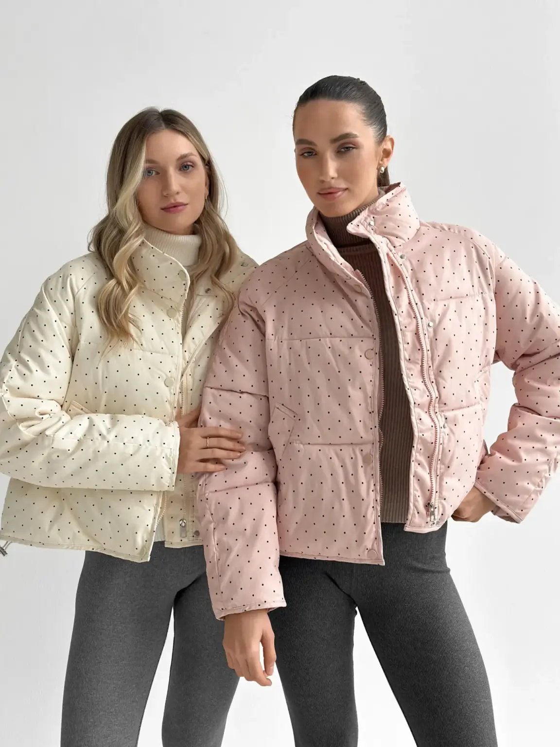 Куртка дута з коміром у горох пудрова onesize
