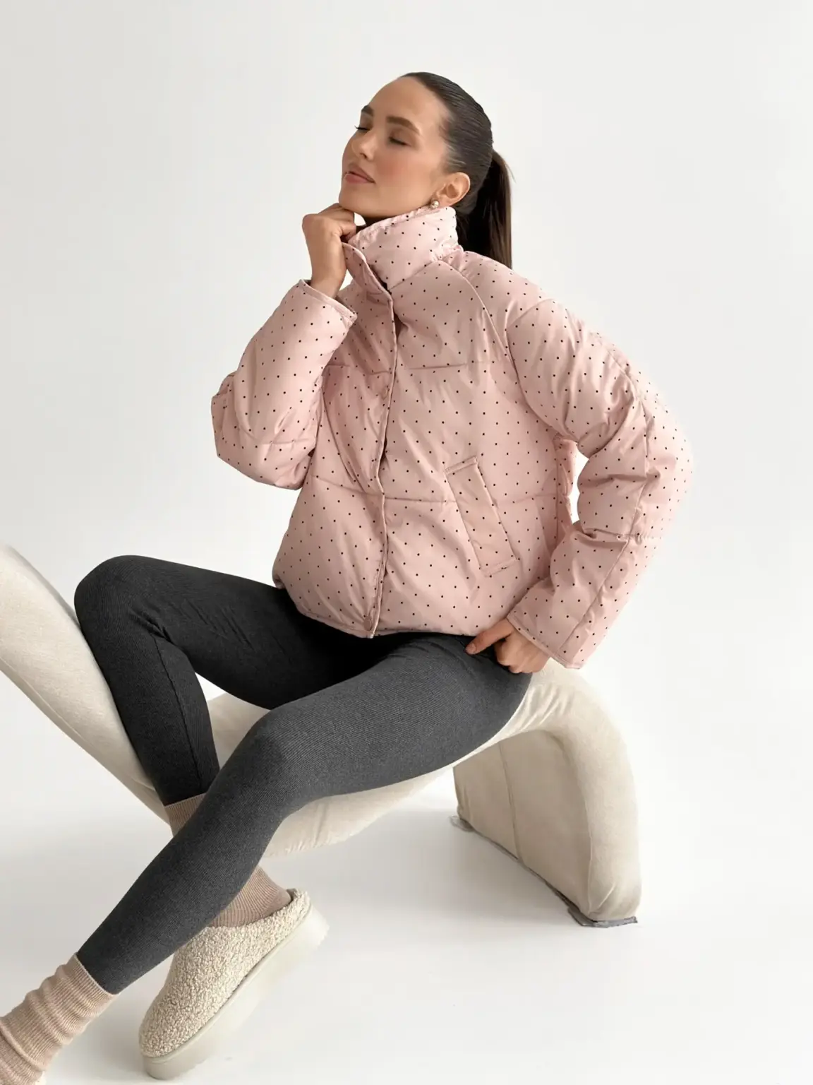 Куртка дута з коміром у горох пудрова onesize