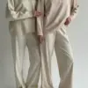 Светр вʼязаний у рожеву квітку "onesize"
