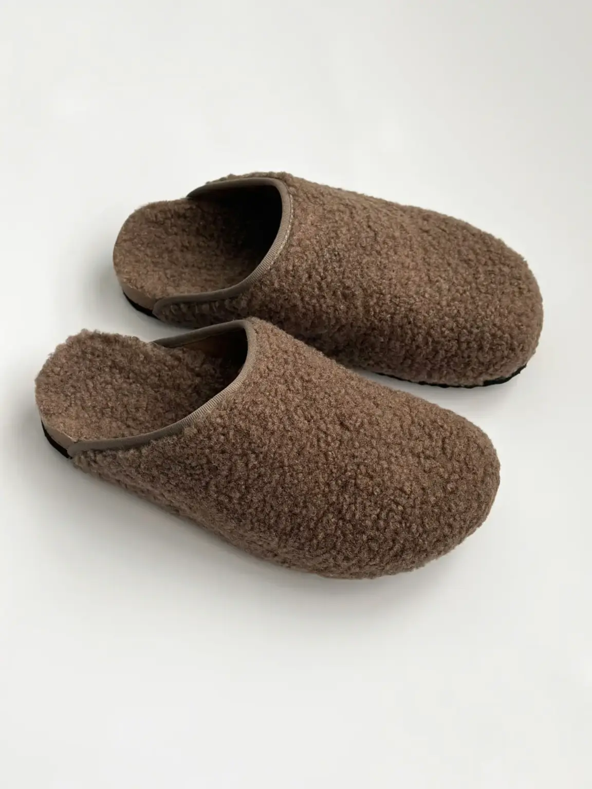 Клоги жіночі Teddy з кантом коричневі