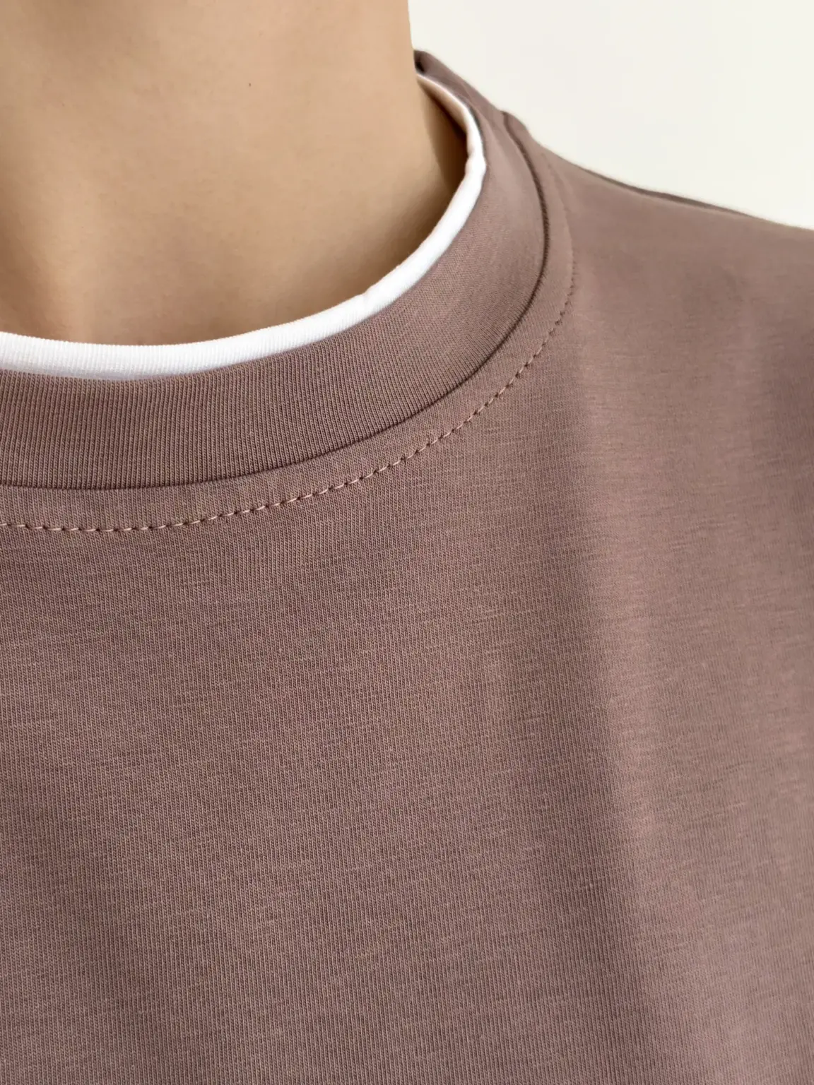 Футболка з білим кантом капучино, onesize