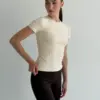 Yoga футболка молочна