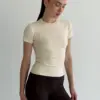 Yoga футболка молочна