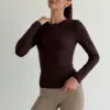 Yogа лонгслів коричневий